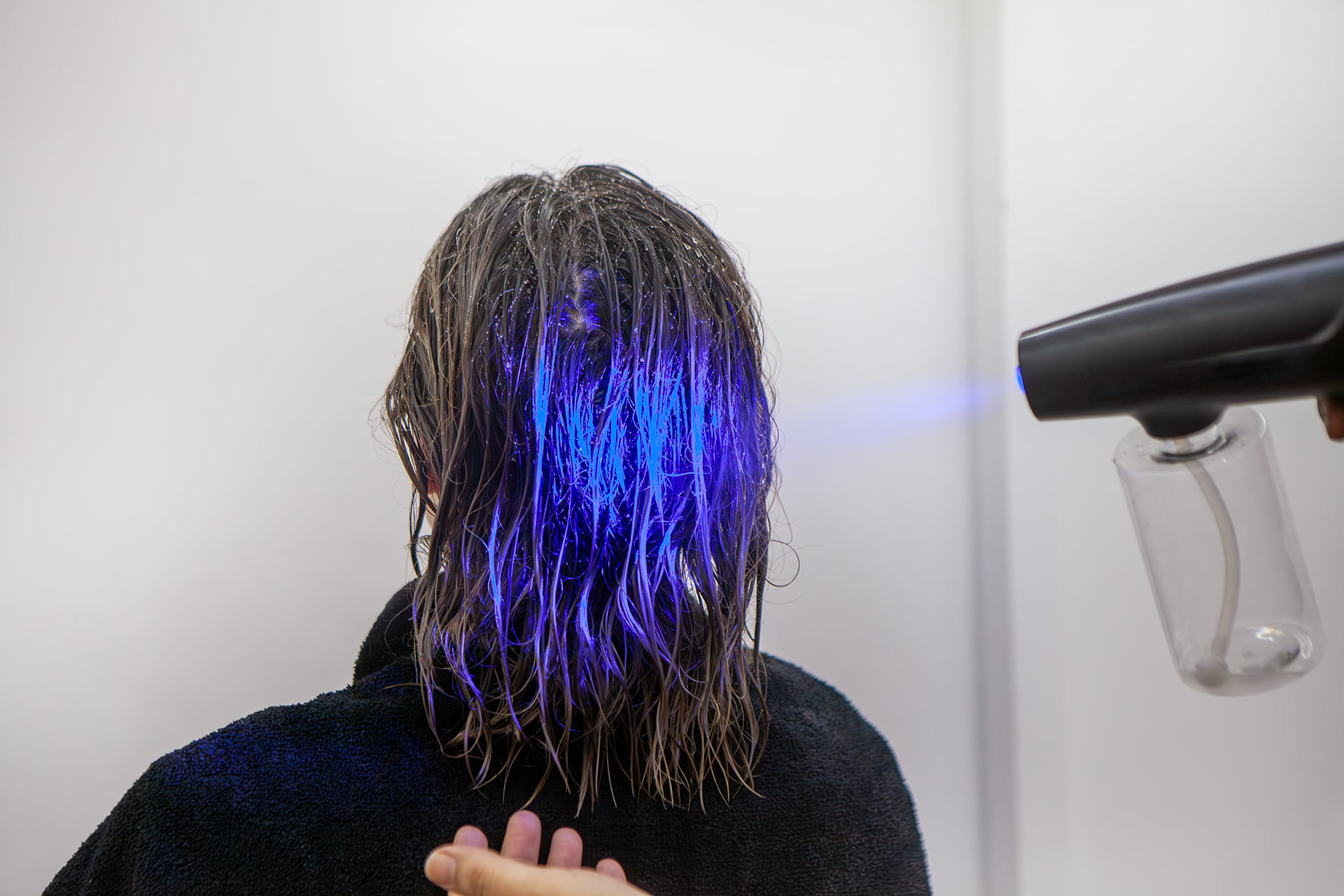 Tratamiento personalizado con nanotecnología y cauterización LED